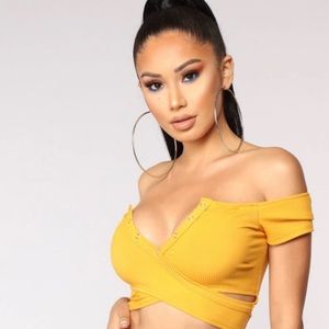 Fashion Nova Crop Top 💗